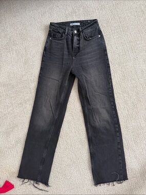 Zara Black Straight-Leg Jeans